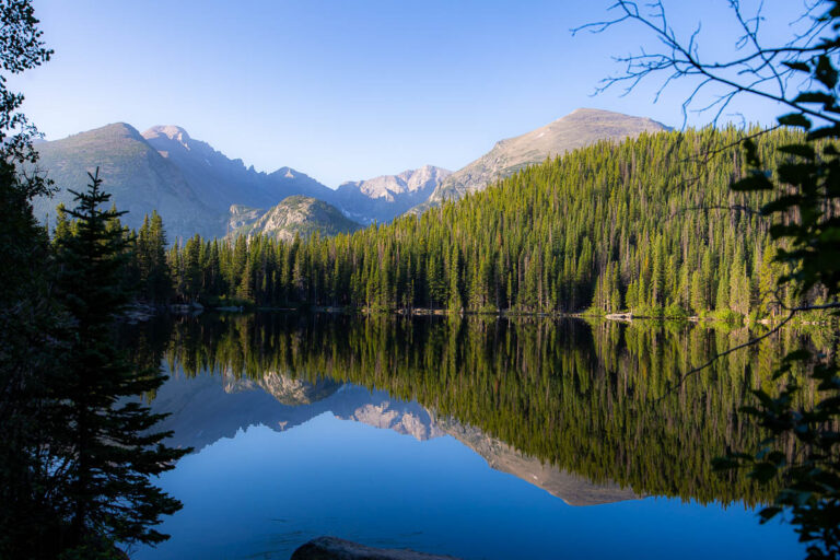 Overcoming Limits: Hiking the Rocky Mountains with an Injured Knee